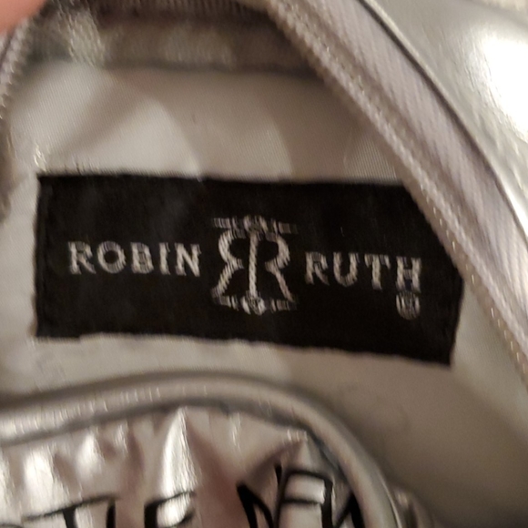 Robin Ruth 'Newcastle' Wristlet Bag - Picture 3 of 4